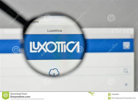 luxottica official website.